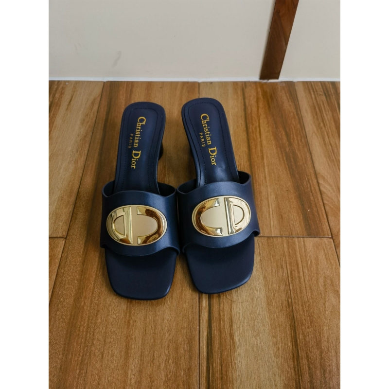 ch**an D*or slippers